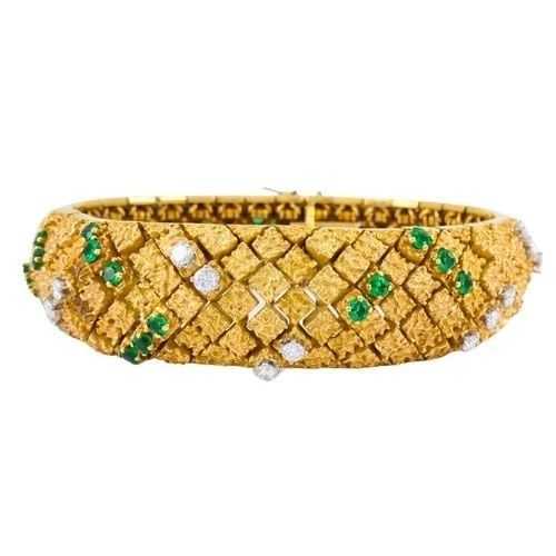 FRENCH 18K GOLD PLATINUM EMERALD DIAMOND BRACELET SIGNED GR VINTAGE JEWELRY: FRENCH 18K GOLD PLATINUM EMERALD DIAMOND BRACELET SIGNED GR VINTAGE JEWELRY VK JTOOO French 18 karat Yellow Gold Diamond Emerald Bracelet A vintage French 18k gold and platinum emerald and diamond bra