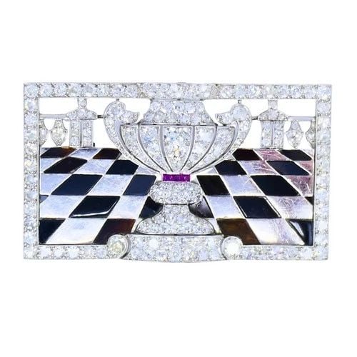ART DECO PLATINUM DIAMOND BROOCH BLACK ONYX RUBY 1920S VINTAGE JEWELRY: ART DECO PLATINUM DIAMOND BROOCH BLACK ONYX RUBY 1920S VINTAGE JEWELRY VK JUOOO Art Deco Platinum Diamond Black Onyx Ruby Chess Brooch A striking Art Deco platinum and diamond brooch, featuring black 