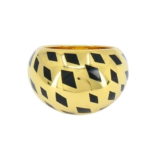 VINTAGE CARTIER PANTHERE 18K GOLD ENAMEL BOMBE DOME RING: VINTAGE CARTIER PANTHERE 18K GOLD ENAMEL BOMBE DOME RING KL GTOO This vintage Cartier Panthère ring from the 1980s is crafted in solid 18k yellow gold and features the unmistakable Panthère pattern 