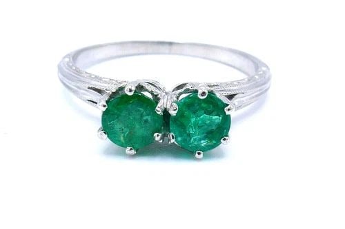ANTIQUE PLATINUM EMERALD RING (1 of 2)