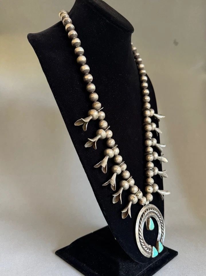 OLD PAWN NAVAJO STERLING SILVER WITH TURQUOISE SQUASH BLOSSOM NECKLACE (1 of 2)