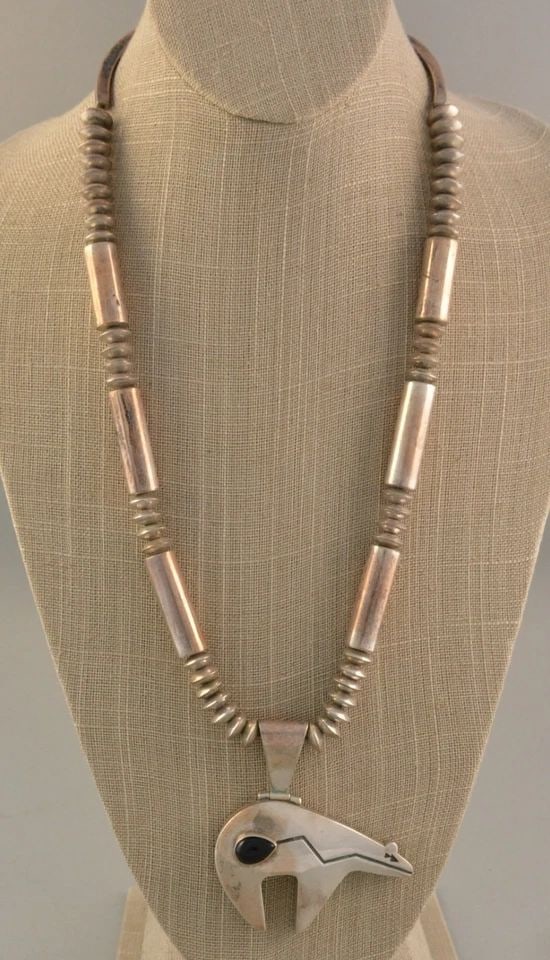 JACK AND MARY TOM - VINTAGE SPIRIT BEAR STERLING SILVER BEAR NECKLACE - 25.5" (1 of 2)