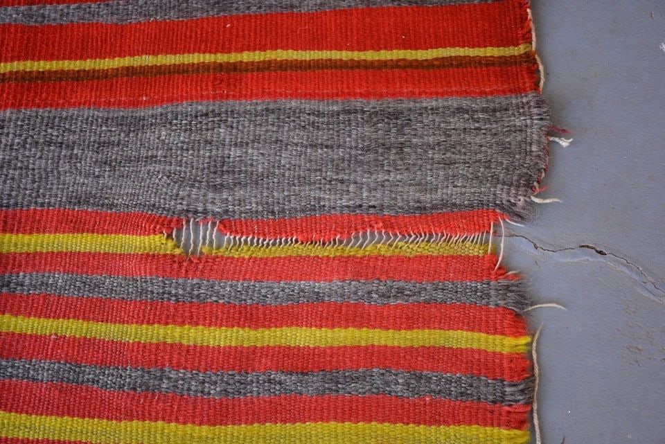 EARLY NAVAJO CHILD'S WEARING BLANKET - CIRCA 1890S - STRIPES, SOFT WOOLS (1 of 2)