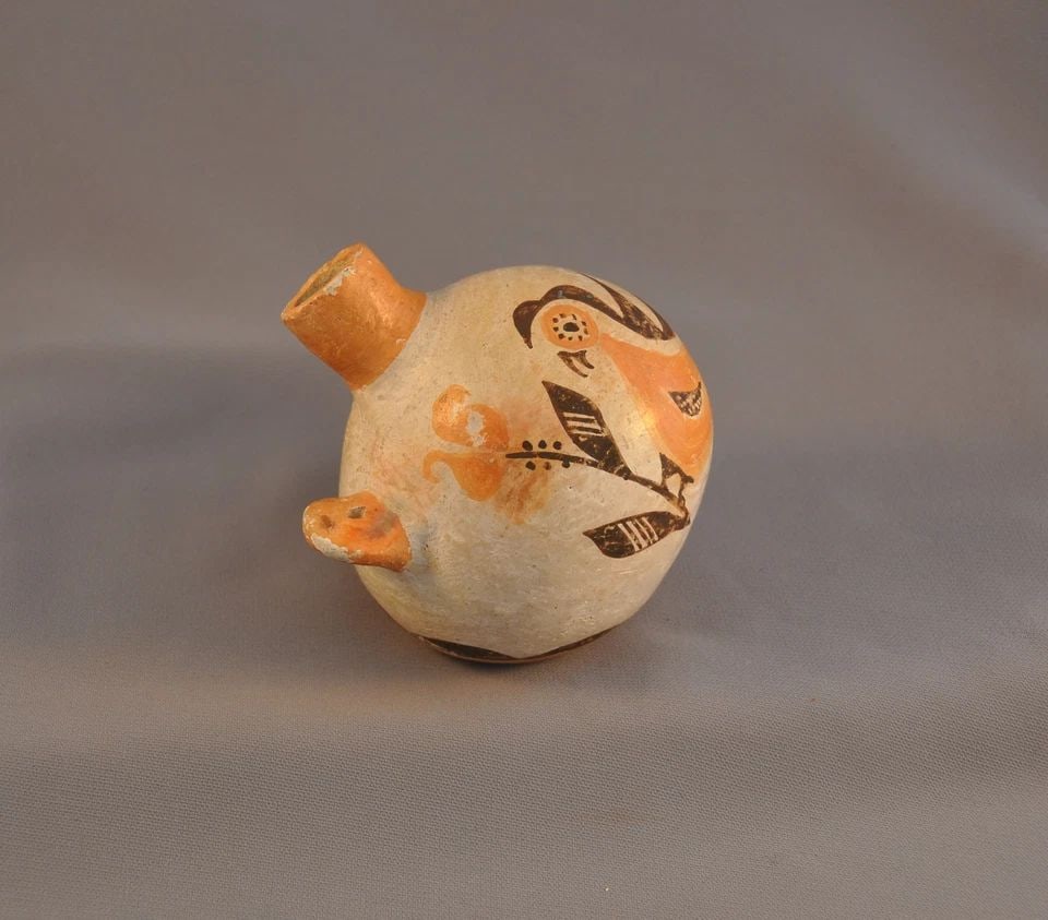 RARE OLD ACOMA PUEBLO PARROT CANTEEN POT - (1 of 2)