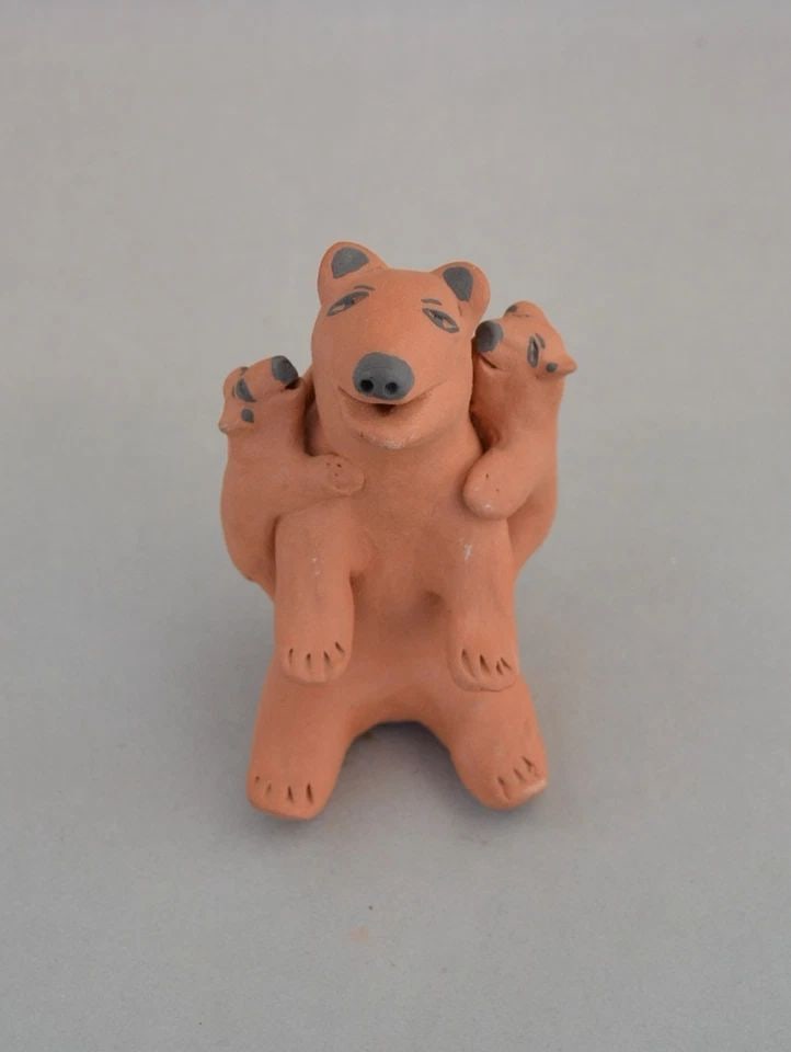 CAROL VIGIL - VINTAGE JEMEZ STORYTELLER POT POTTERY - RARE MOTHER BEAR CUBS (1 of 2)