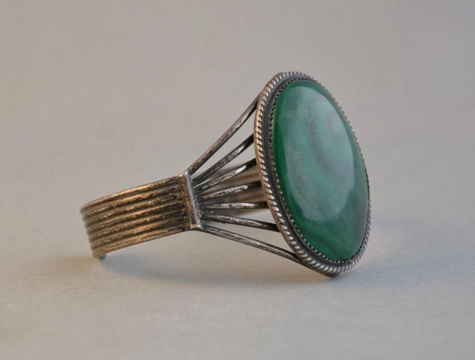 BENJAMIN PIASO - OLD PAWN NAVAJO SILVER CUFF BRACELET - LG 1.5" MALACHITE STONE (1 of 2)
