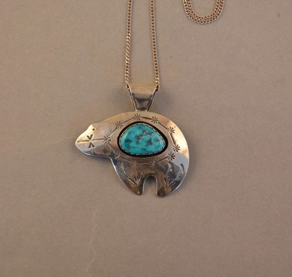 NAVAJO STERLING SILVER SHADOWBOX TURQUOISE BEAR PENDANT NECKLACE 2" - 24.5" (1 of 2)