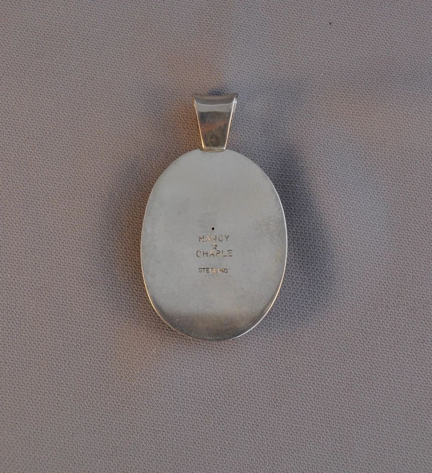 VINTAGE NAVAJO STERLING SILVER PENDANT - BEAUTIFUL TIGERS EYE STONE - 2 3/4" (1 of 2)