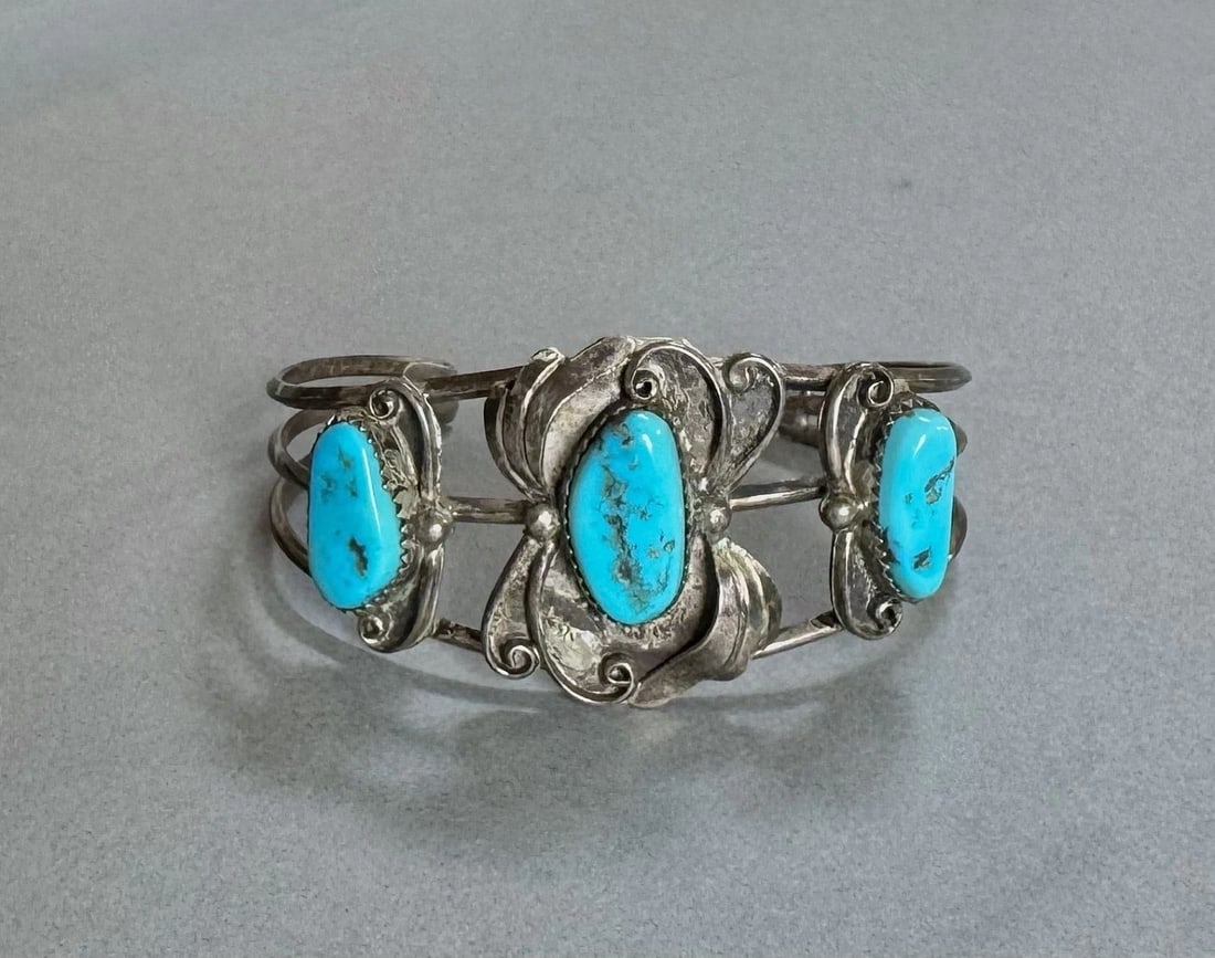 OLD PAWN NAVAJO STERLING SILVER AND TURQUOISE BRACELET: 1 1/4 " Wide 5 1/8 " Inside Around With a 1 1/4 " Opening 22.2 Grams Throughout the 40 years that I have been in business, I have purchased jewelry from pawn shops throughout the Southwest that had co
