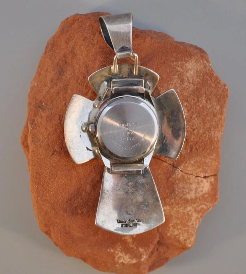 VINTAGE NAVAJO STERLING SILVER CROSS WATCH PENDANT SAM W. (1 of 2)