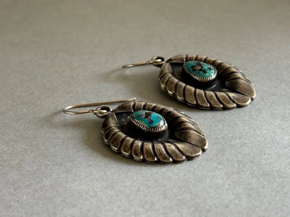 OLD PAWN NAVAJO STERLING SILVER AND TURQUOISE EARRINGS 1 5/8" DROP: OLD PAWN NAVAJO STERLING SILVER AND TURQUOISE EARRINGS 1 5/8" DROP Old Pawn Navajo Sterling Silver and Turquoise Earrings 13.5 Grams