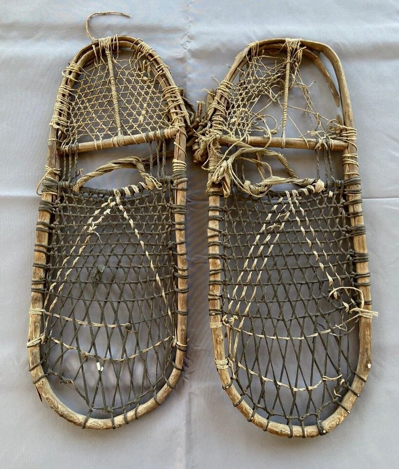 ANTIQUE OLD NATIVE AMERICAN HANDMADE WOVEN SNOWSHOES - CHILDS? (1 of 2)