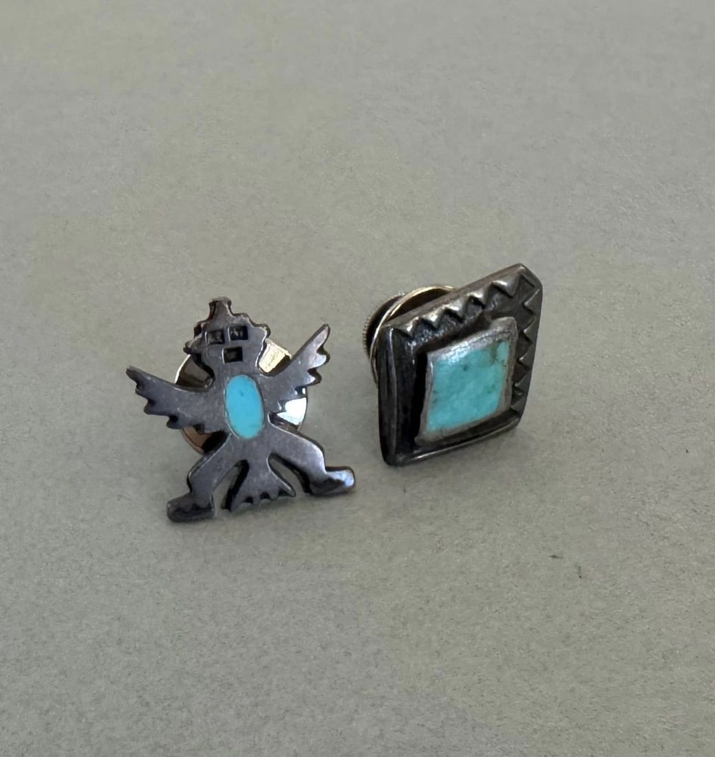 2 OLD PAWN NAVAJO STERLING SILVER AND TURQUOISE TIE CLIP PINS: 5/8 " Tall 7.1 Grams Throughout the 40 years that I have been in business, I have purchased jewelry from pawn shops throughout the Southwest that had collections of dead pawn. Most of these pawn shops