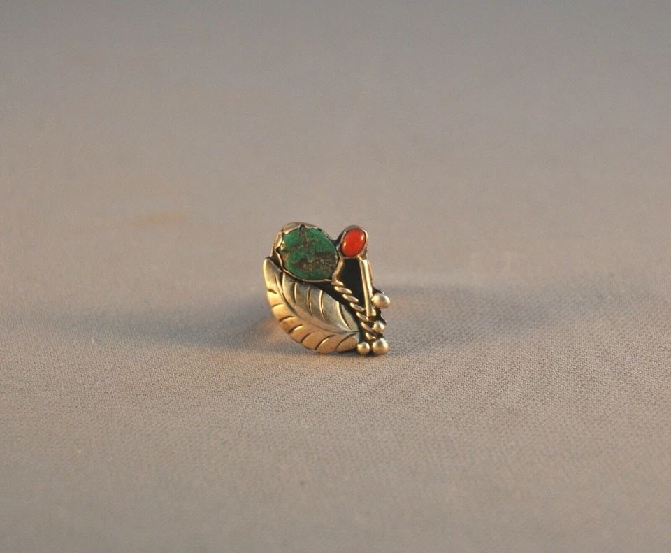 VINTAGE NAVAJO SILVER RING - TURQUOISE FLOWER, CORAL BUD, SILVER LEAF SZ. 8 1/4 (1 of 2)