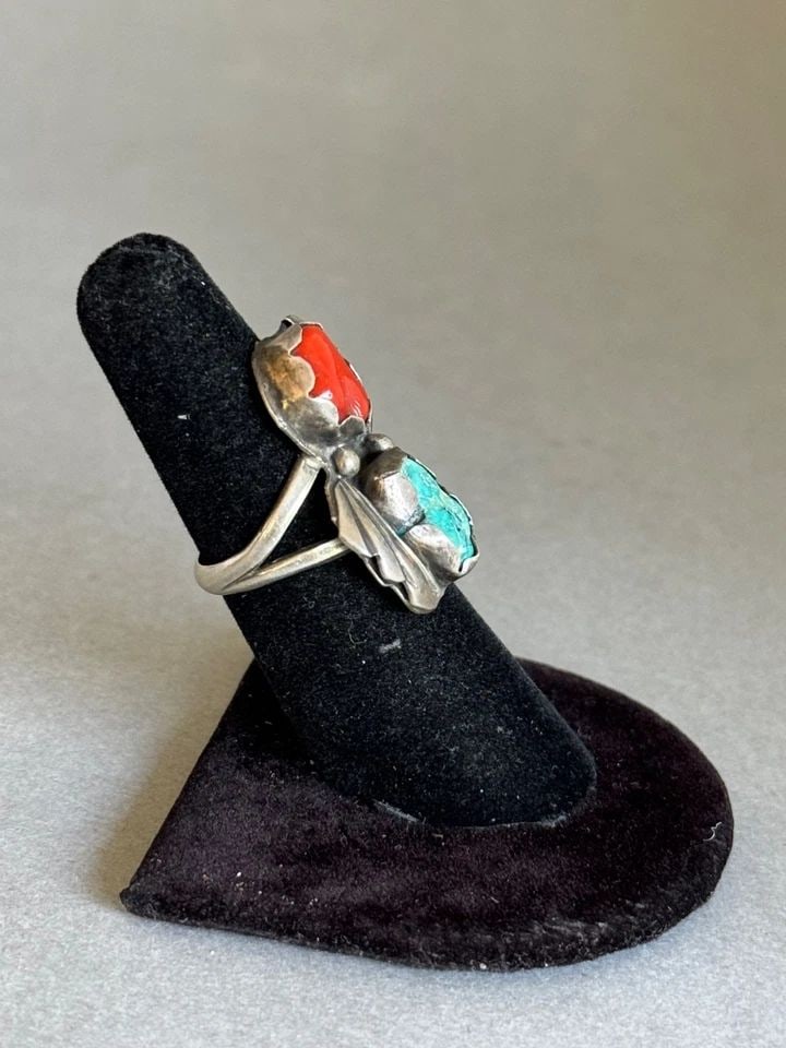 OLD PAWN NAVAJO STERLING SILVER WITH TURQUOISE AND CORAL RING SIZE 6: OLD PAWN NAVAJO STERLING SILVER WITH TURQUOISE AND CORAL RING SIZE 6 Old Pawn Navajo Sterling Silver with Turquoise and Coral Ring Size 6 ..1 1/8" Tall