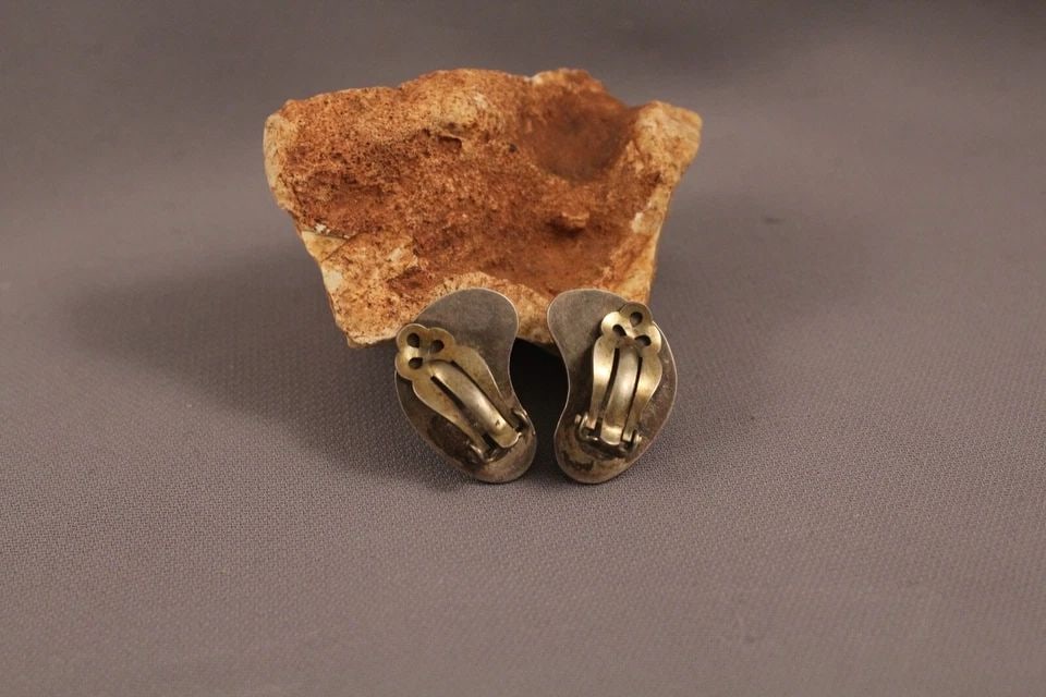 OLD PAWN NAVAJO STERLING SILVER AND TURQUOISE EARRINGS ..CLAMP ONS (1 of 2)