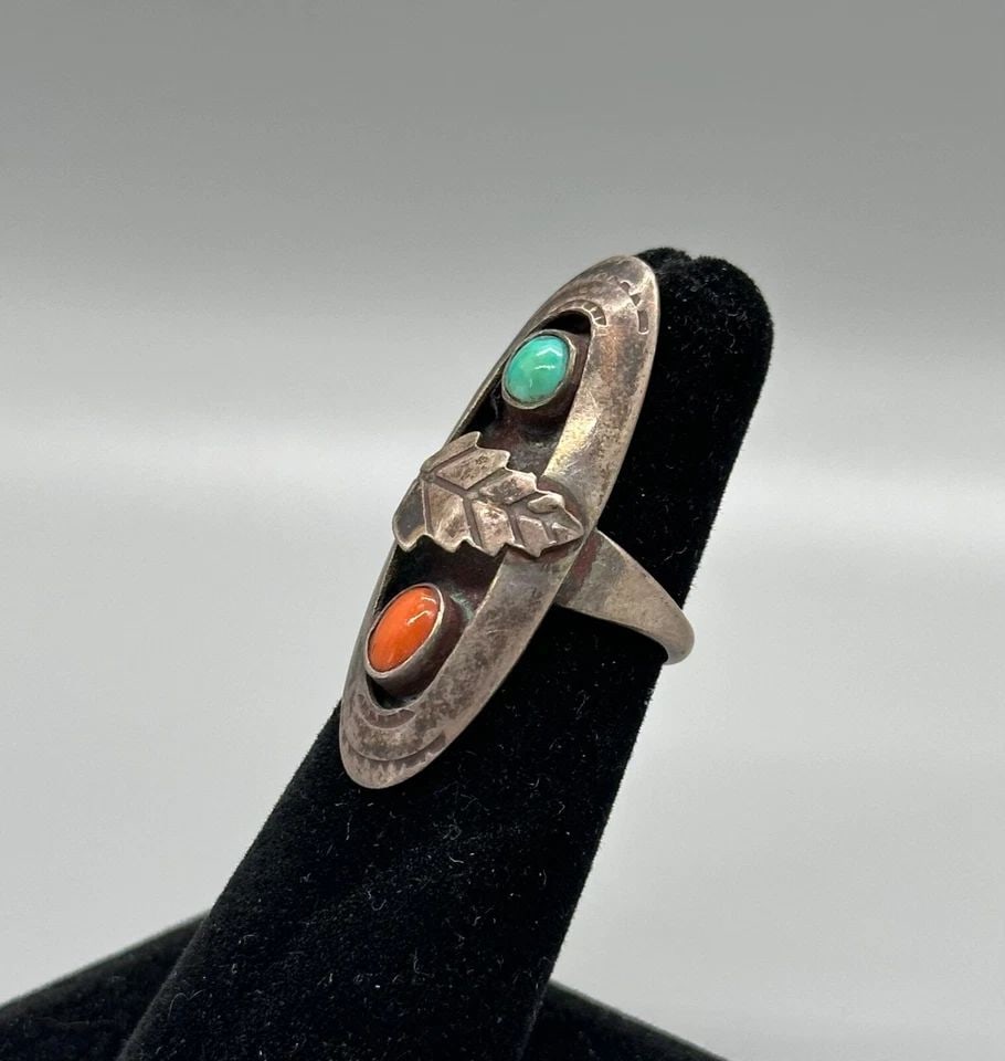 OLD PAWN NAVAJO STERLING SILVER AND TURQUOISE AND CORAL RING SIZE 5: OLD PAWN NAVAJO STERLING SILVER AND TURQUOISE AND CORAL RING SIZE 5 Item Description: 1 1/2” tall P