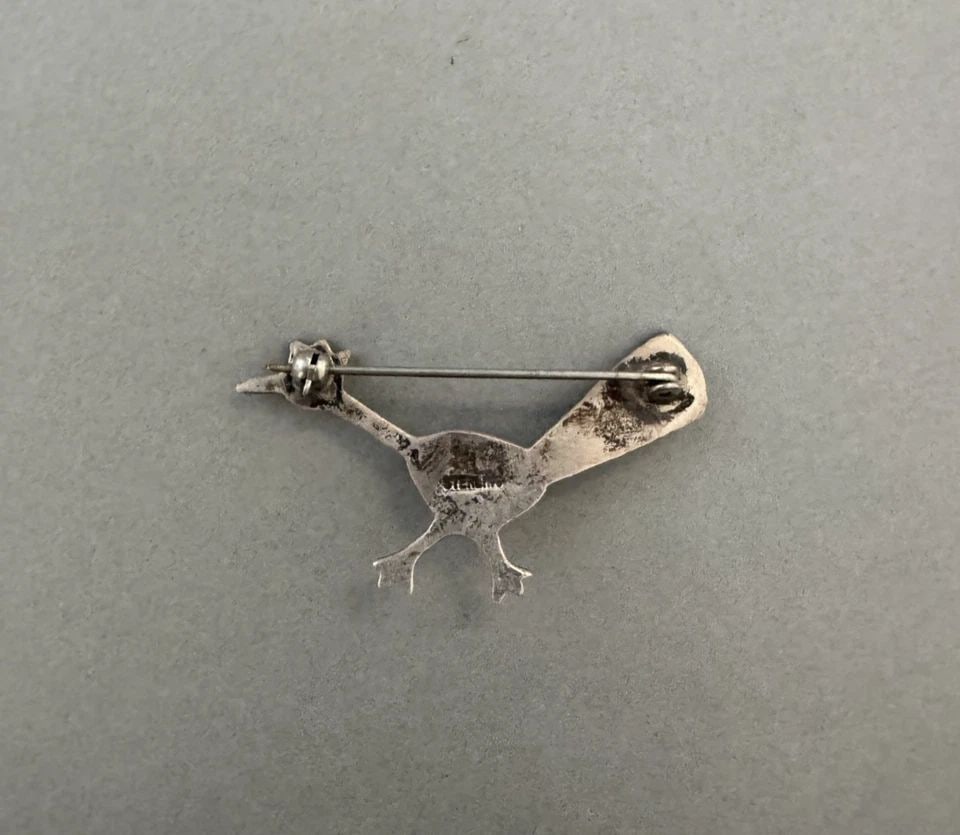 VINTAGE NAVAJO STERLING SILVER CORAL AND TURQUOISE PIN: 1 3/4 " Wide 4.3 Grams Throughout the 40 years that I have been in business, I have purchased jewelry from pawn shops throughout the Southwest that had collections of dead pawn. Most of these pawn sho
