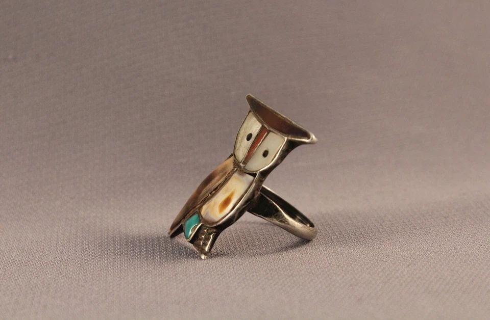 OLD PAWN ZUNI MULTI STONE RING OWL SIZE 6: Item Description: 1 1/8” tall