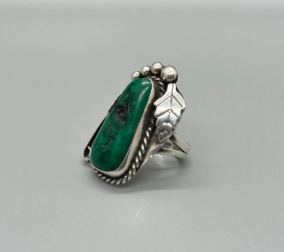 OLD PAWN NAVAJO MALACHITE RING SIZE 7: Item Description: 1 3/8” tall