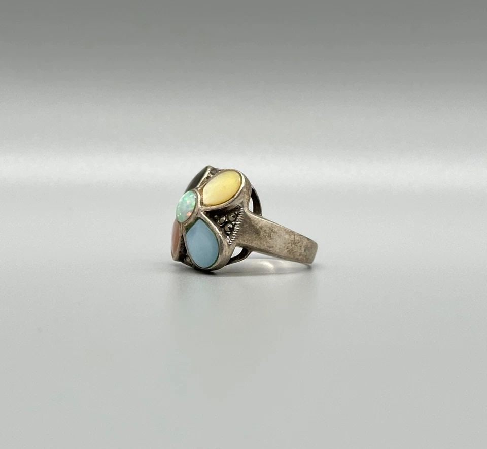 VINTAGE STERLING SILVER AND OPEL , SHELL RING SIZE 6 1/4: Item Description: 5/8” tall
