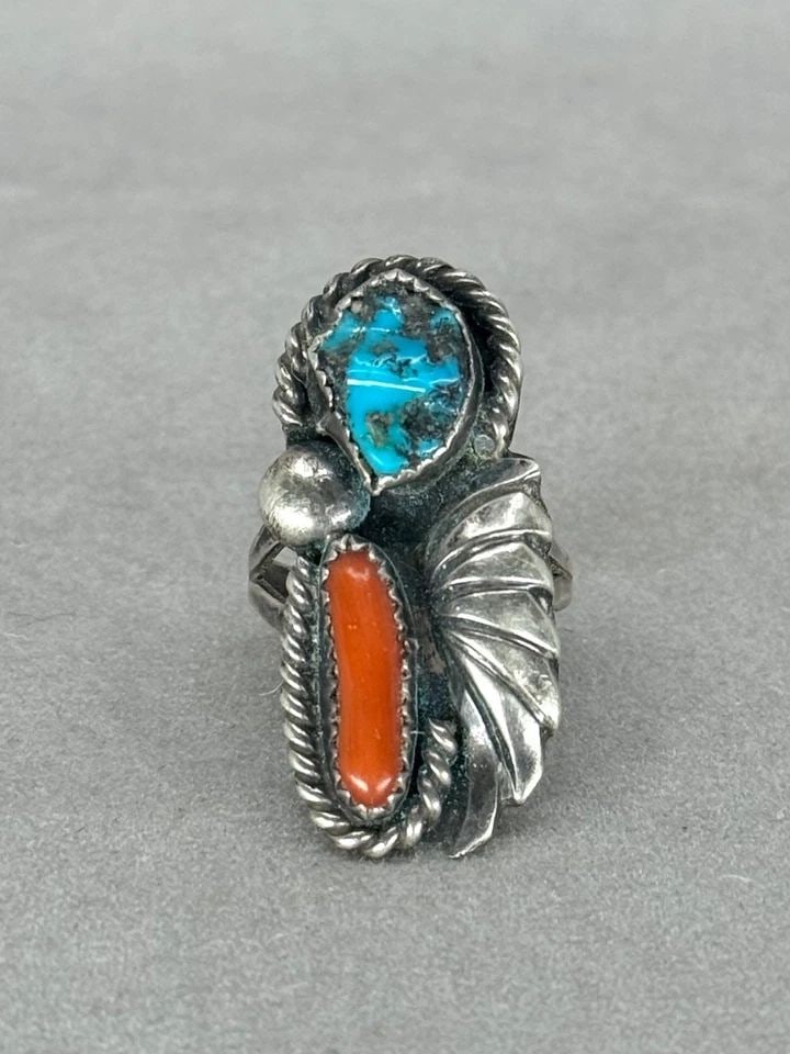 OLD PAWN NAVAJO STERLING SILVER RING WITH TURCUOISE AND CORAL. SIZE 5 1/4: OLD PAWN NAVAJO STERLING SILVER RING WITH TURCUOISE AND CORAL. SIZE 5 1/4 Old Pawn Navajo Sterling Silver Ring with Turcuoise and Coral. Signed RHY. Size 5 1/4 1 1/4” tall