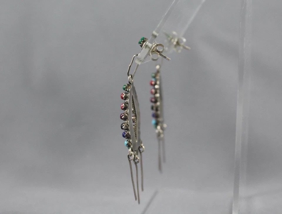 VINTAGE NAVAJO STERLING SILVER AND MULTI STONE EARRINGS: VINTAGE NAVAJO STERLING SILVER AND MULTI STONE EARRINGS Item Description: 2 1/2” length