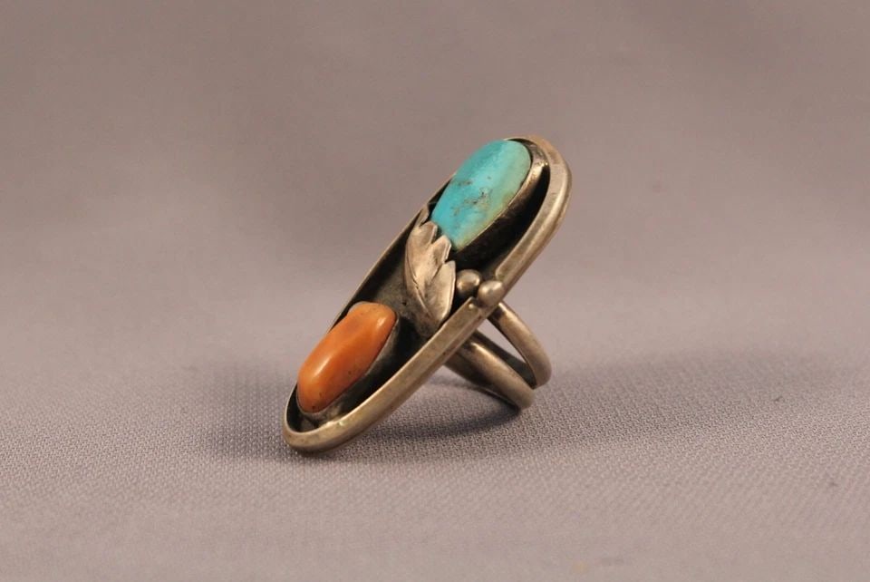 OLD PAWN NAVAJO STERLING SILVER TURQUOISE AND CORAL RING SIZE 4: OLD PAWN NAVAJO STERLING SILVER TURQUOISE AND CORAL RING SIZE 4 Item Description: 1 3/4” tall