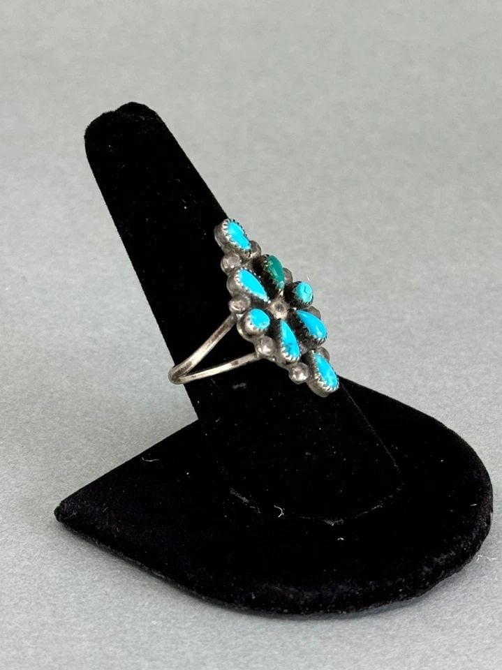 OLD PAWN ZUNI STERLING SILVER AND TURQUOISE RING. SIZE 8 1/4: OLD PAWN ZUNI STERLING SILVER AND TURQUOISE RING. SIZE 8 1/4 Old Pawn Zuni Sterling Silver and Turquoise Ring. Size 8 1/4 1 1/8” tall.