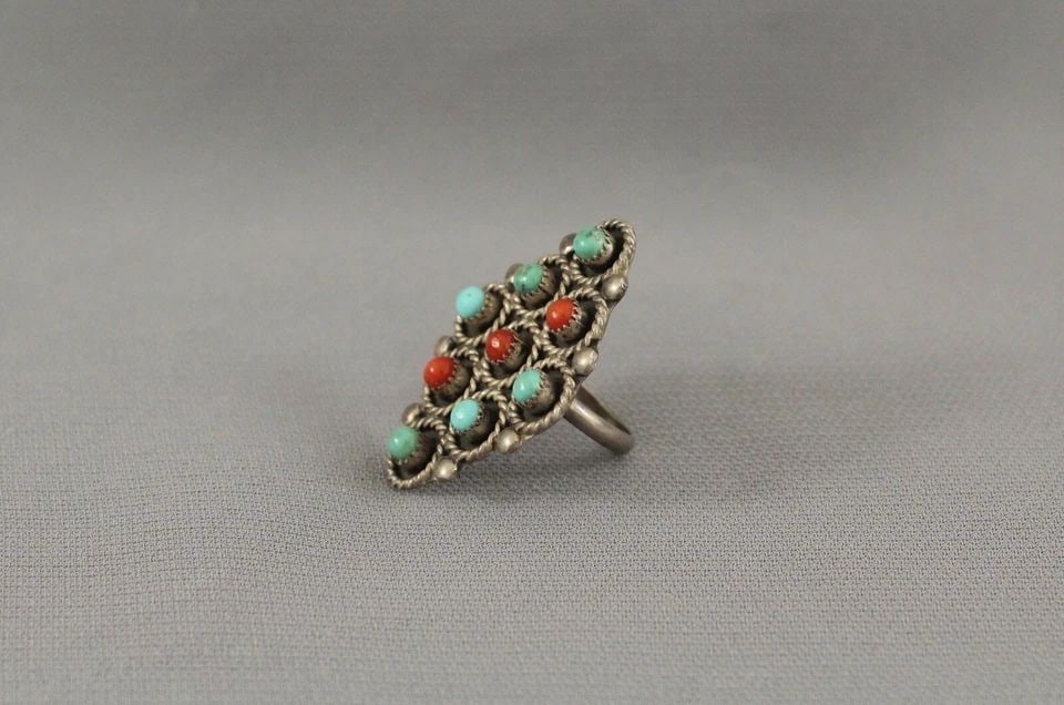 OLD PAWN ZUNI TURQUOISE AND CORAL RING SIZE 5 1/4: OLD PAWN ZUNI TURQUOISE AND CORAL RING SIZE 5 1/4 Item Description: 1 1/2 " Tall