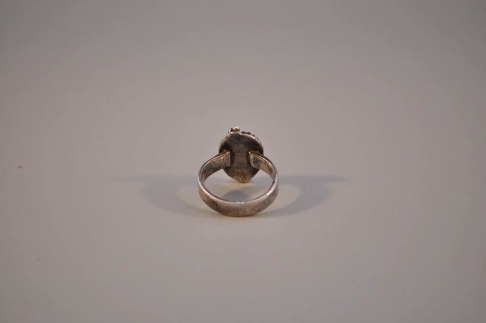 OLD PAWN NAVAJO STERLING SILVER RING - TURQUOISE SIZE 6: OLD PAWN NAVAJO STERLING SILVER RING - TURQUOISE SIZE 6 Weight 5.02 Grams 3/4" Tall Old Pawn Jewelry dates from the early 1900s to the 1970s. Most of it is not signed because it wasn't the Native Amer