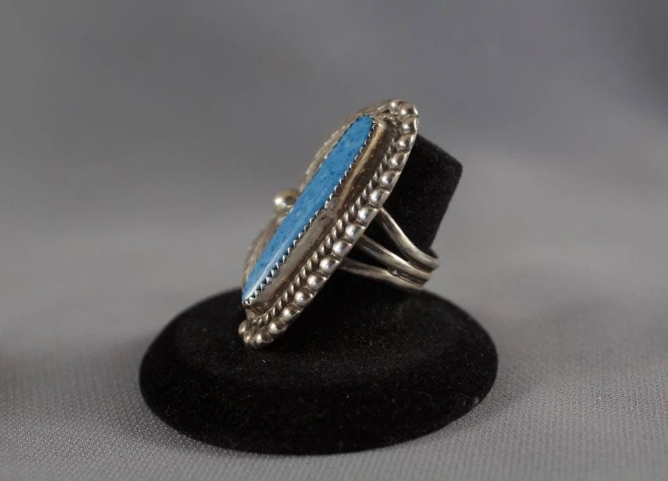 VINTAGE NAVAJO STERLING AND LEVI LAPIS STONE RING SIGNED SIZE 6 1/4 (1 of 2)