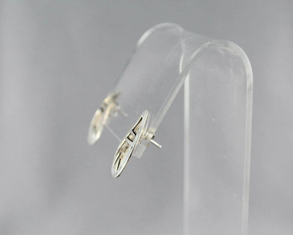 VINTAGE NAVAJO INDIAN STERLING SILVER EARRINGS - WING SYMBOL - 7/8" TALL - JL (1 of 2)
