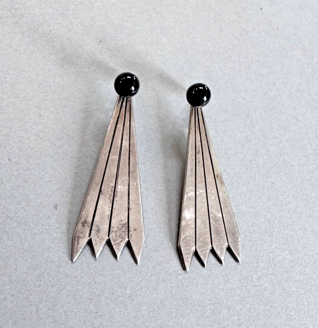 OLD PAWN NAVAJO STERLING SILVER AND JET EARRINGS 1 7/8 ": 1 7/8 " Tall 8.2 Grams Throughout the 40 years that I have been in business, I have purchased jewelry from pawn shops throughout the Southwest that had collections of dead pawn. Most of these pawn sho