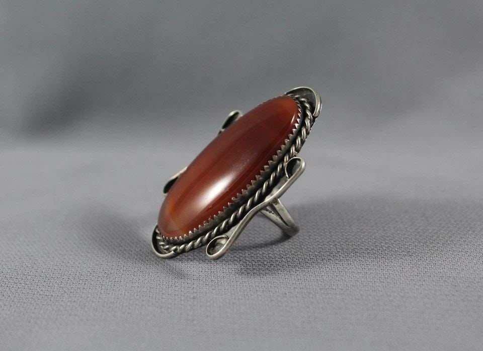 OLD PAWN LARGE NAVAJO LIGHT ORANGE /BROWN STONE RING SIZE 7 (1 of 2)