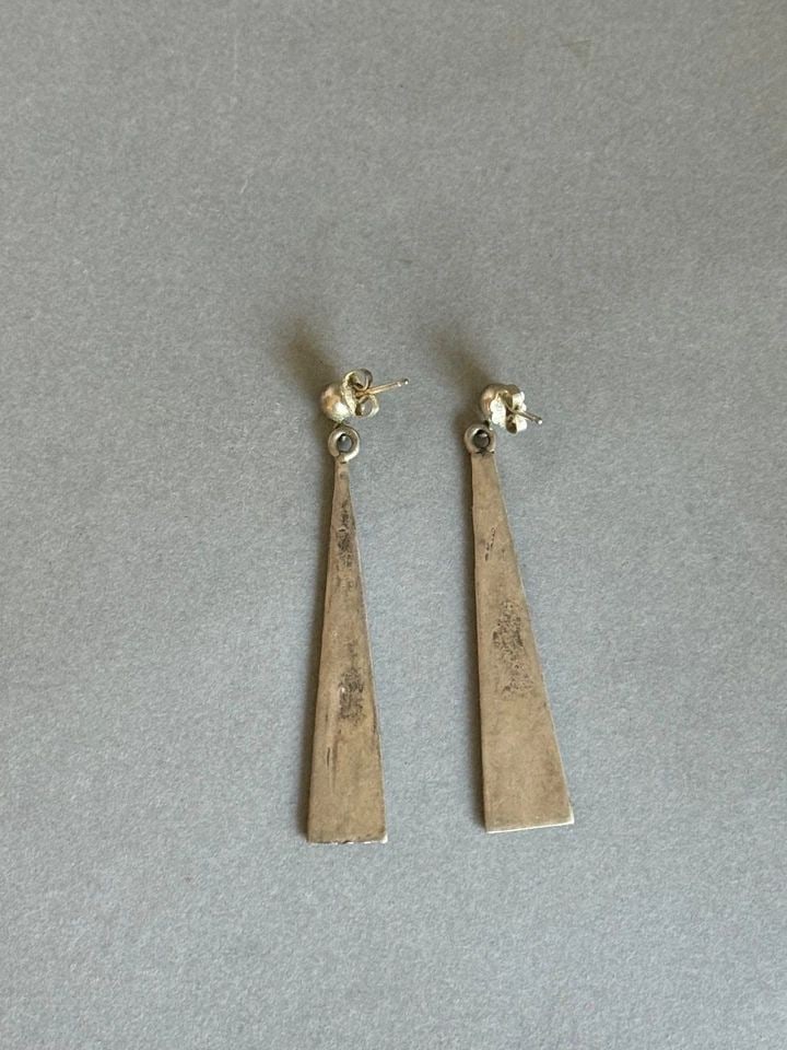 VINTAGE HOPI STERLING SILVER DANGLE EARRINGS. 2 1/4?? TALL (1 of 2)