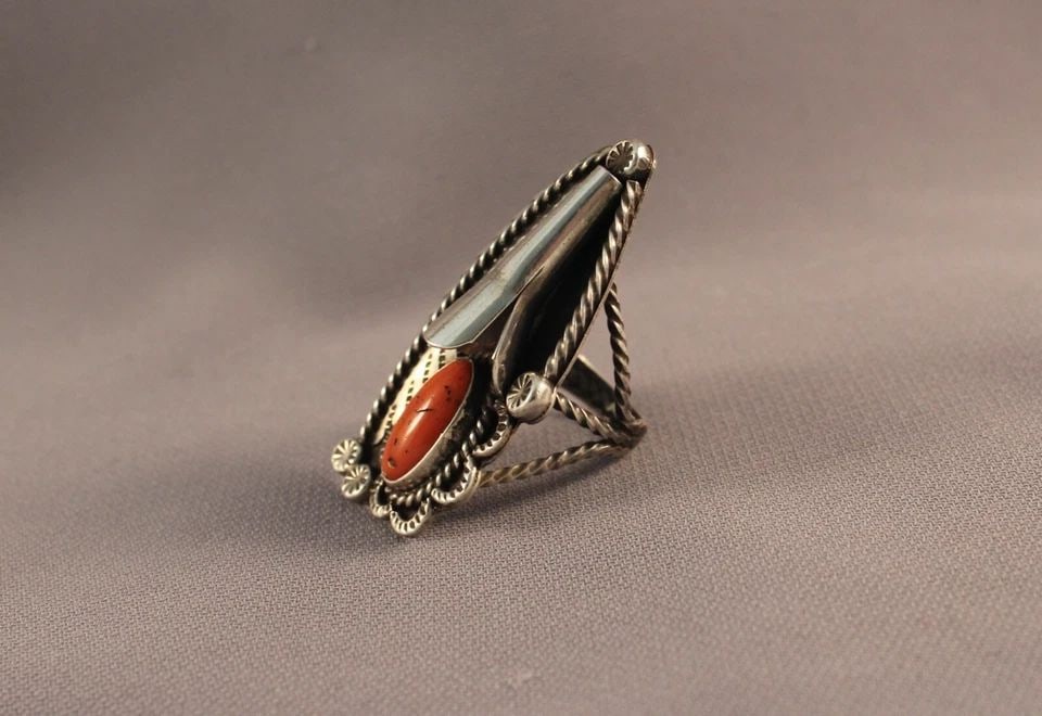 OLD PAWN NAVAJO STERLING SILVER AND CORAL RING SIZE 7 1/2: OLD PAWN NAVAJO STERLING SILVER AND CORAL RING SIZE 7 1/2 Item Description: 1 3/4” tall