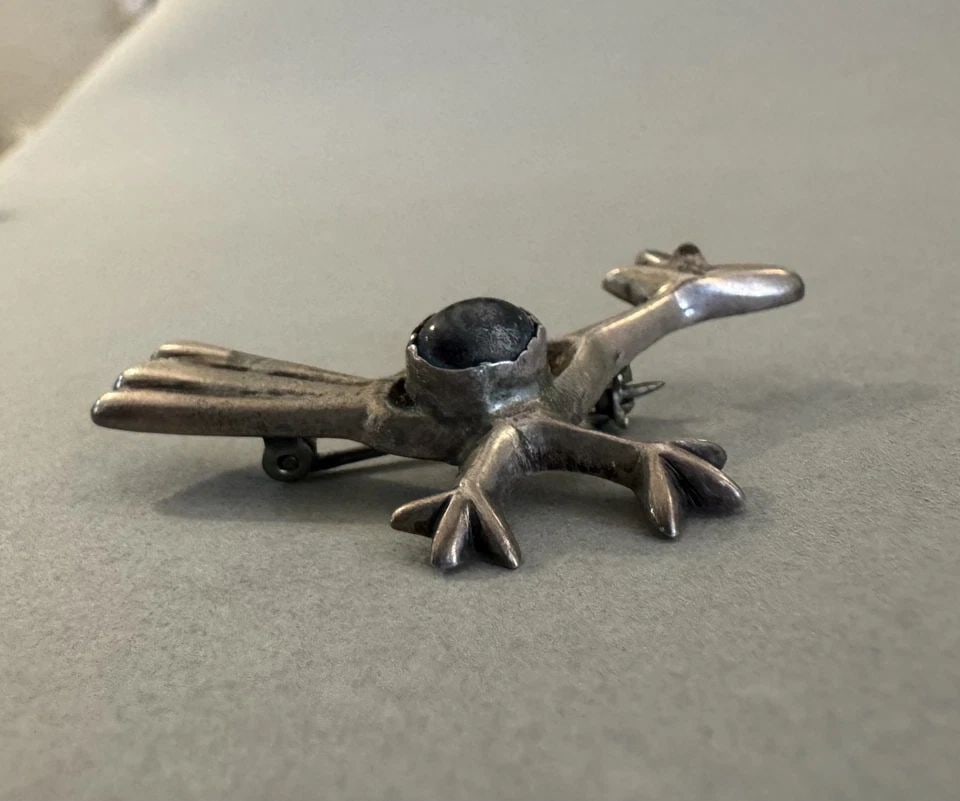 OLD PAWN NAVAJO STERLING SILVER AND TURQUOISE ROAD RUNNER PIN: 1 7/8 " Wide 7.2 Grams Throughout the 40 years that I have been in business, I have purchased jewelry from pawn shops throughout the Southwest that had collections of dead pawn. Most of these pawn sho