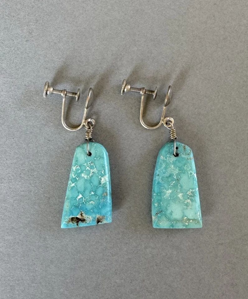 OLD PAWN TURQUOISE TAB EARRINGS 1 5/8 DROP: 1 5/8 " Drop Screw Backs Throughout the 40 years that I have been in business, I have purchased jewelry from pawn shops throughout the Southwest that had collections of dead pawn. Most of these pawn s
