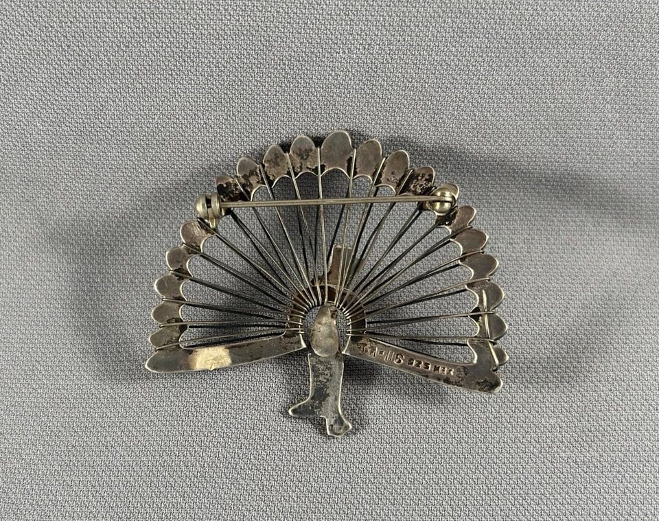 OLD PAWN MEXICAN PEACOCK SILVER PIN (1 of 2)