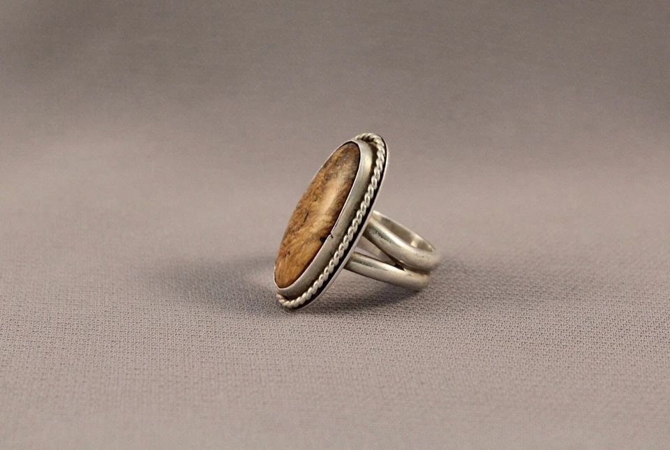 VINTAGE NAVAJO SILVER AND AGATE OR PETRIFIED WOOD .. (1 of 2)