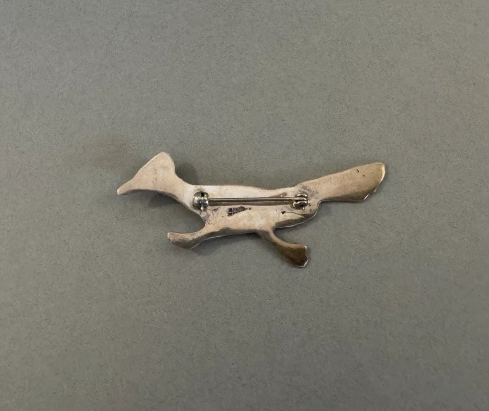 VINTAGE NAVAJO STERLING SILVER AND TURQUOISE ROAD RUNNER PIN: 2 3/8 " Wide 5.6 Grams Throughout the 40 years that I have been in business, I have purchased jewelry from pawn shops throughout the Southwest that had collections of dead pawn. Most of these pawn sho