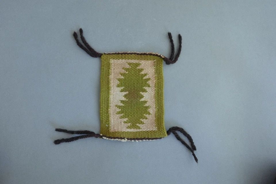 MINIATURE NAVAJO WEAVING - FINELY WOVEN - 4 3/8" TALL X 3" ACROSS (1 of 2)