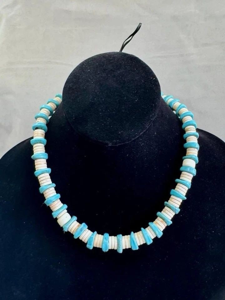 OLD PAWN NAVAJO TURQUOISE AND SHELL CHOKER NECKLACE 15 (1 of 2)