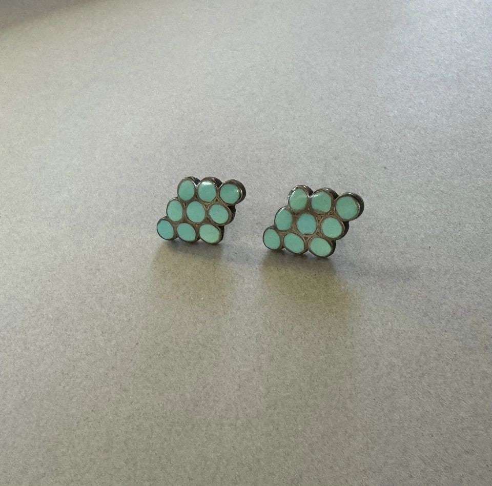 OLD PAWN ZUNI STERLING SILVER AND TURQUOISE EARRINGS: 3/4 " tall 3.4 Grams Throughout the 40 years that I have been in business, I have purchased jewelry from pawn shops throughout the Southwest that had collections of dead pawn. Most of these pawn shops