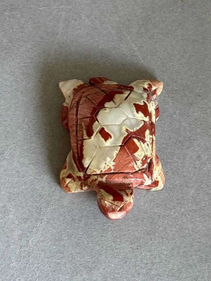 VINTAGE ZUNI TURTLE MOOKAITE JASPER FETISH (1 of 2)