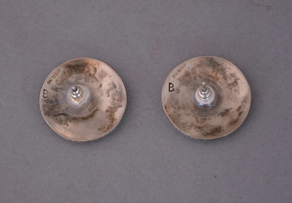 VINTAGE NAVAJO STERLING SILVER EARRINGS - 1" ROUND - SIGNED (1 of 2)