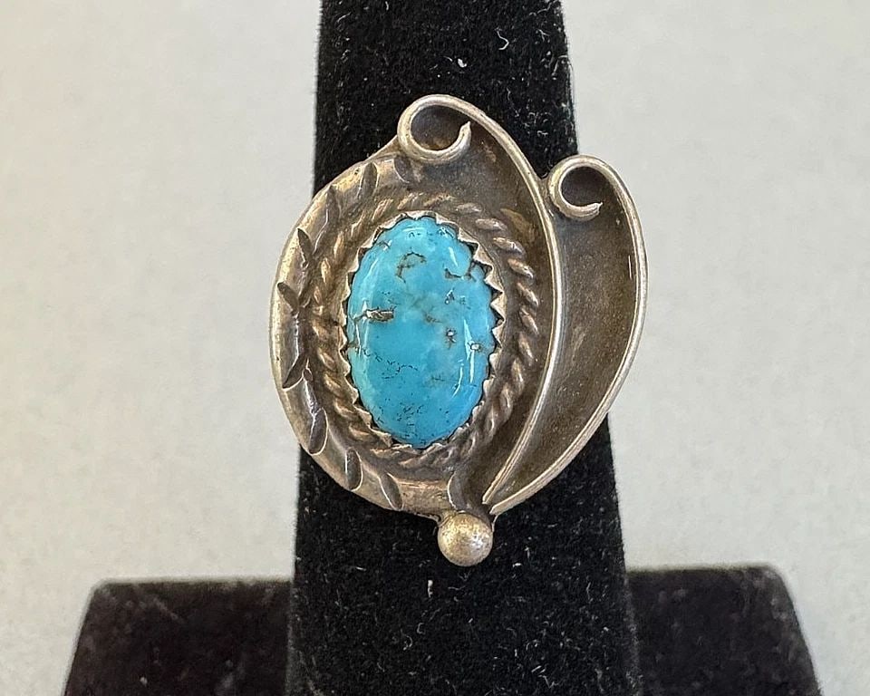 OLD PAWN NAVAJO STERLING SILVER TURQUOISE RING SIZE 5 1/4: 7/8 " Tall 3.35 Grams Throughout the 40 years that I have been in business, I have purchased jewelry from pawn shops throughout the Southwest that had collections of dead pawn. Most of these pawn shop