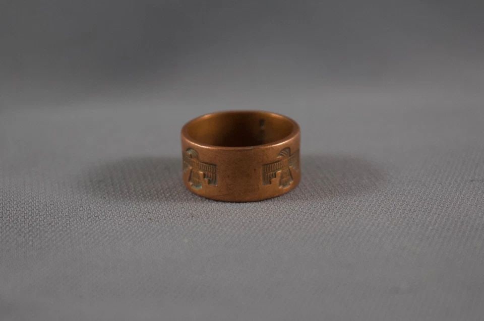 OLD PAWN COPPER NAVAJO RING SIZE 4 3/4 EAGLE FRED HARVEY (1 of 2)