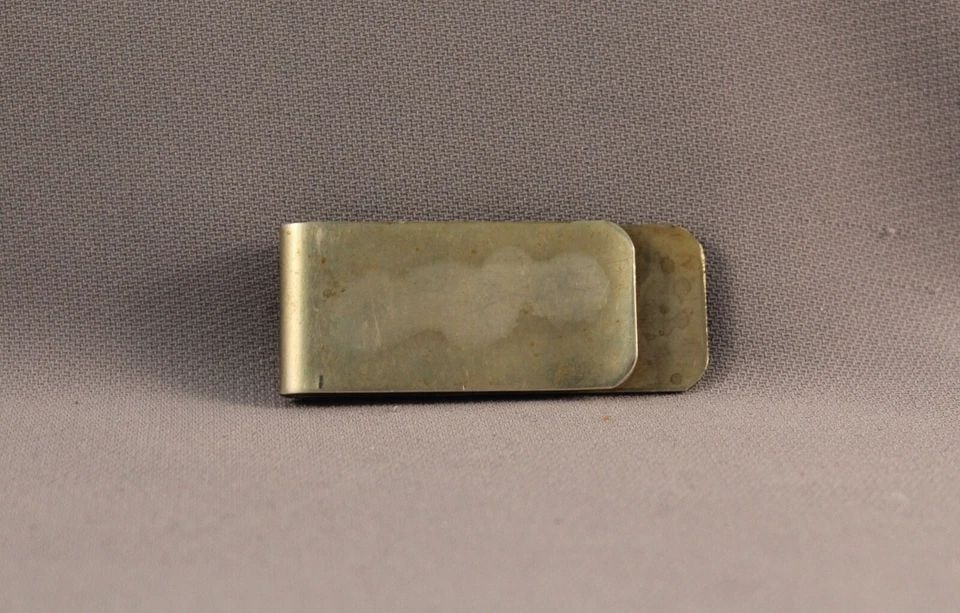 HOPI SILVER MONEY CLIP: HOPI SILVER MONEY CLIP Item Description: 1 7/8” w x 3/4” h